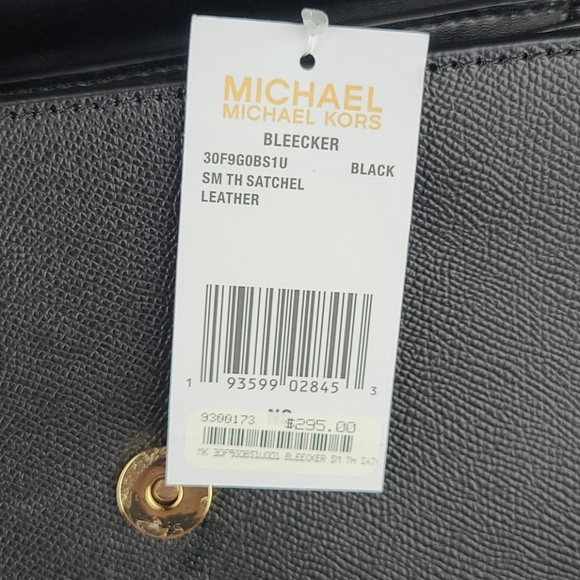 New Michael Kors Bleecker Small Studded Satchel - Picture 5 of 9